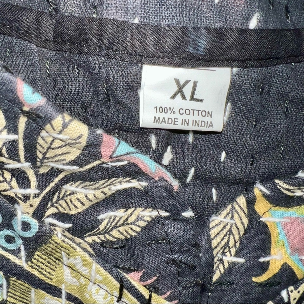 Beautiful Kantha quilted reversible jacket size Large/XLarge Mukut print - Picture 6 of 9